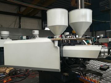 12 toneladas de máquina plástica del moldeo a presión/herramienta del moldeo a presión para la plataforma del material del HDPE