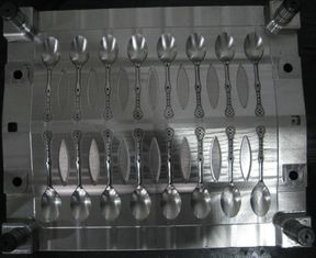 Cuchara plástica y bifurcación de la máquina auto del moldeo a presión de 275 G/S que hacen la máquina
