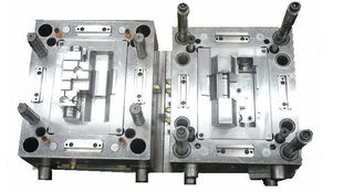 NAK80/718 moldes del moldeo a presión para la caja eléctrica del interruptor/del enchufe/de la pared